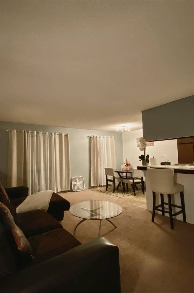 Spacious share +1 Room w/ Closet