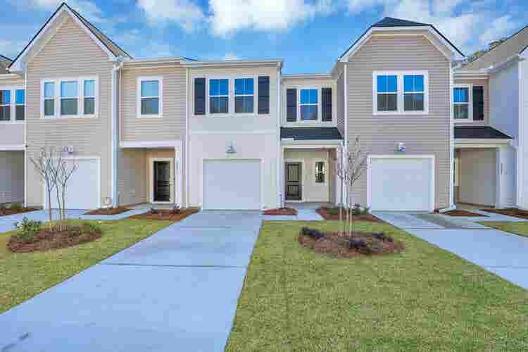**Townhouse room for rent**
