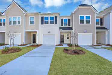 **Townhouse room for rent**