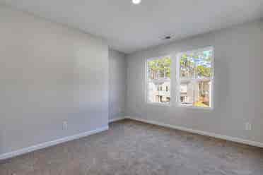 **Townhouse room for rent**