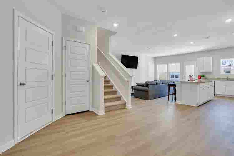 **Townhouse room for rent**