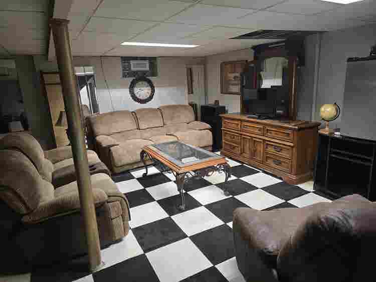 Large basement area lots of space
