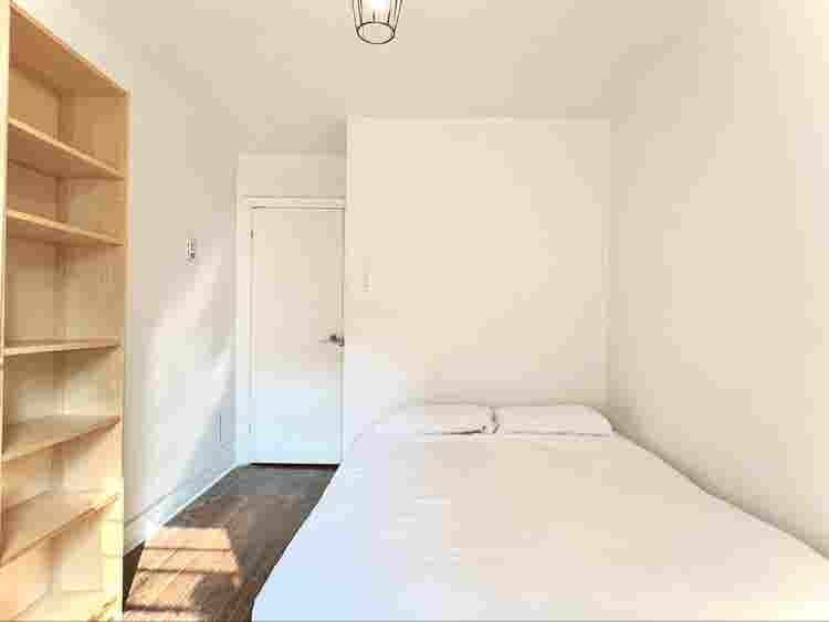 Furnished room (Crémazie metro)