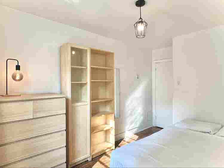 Furnished room (Crémazie metro)