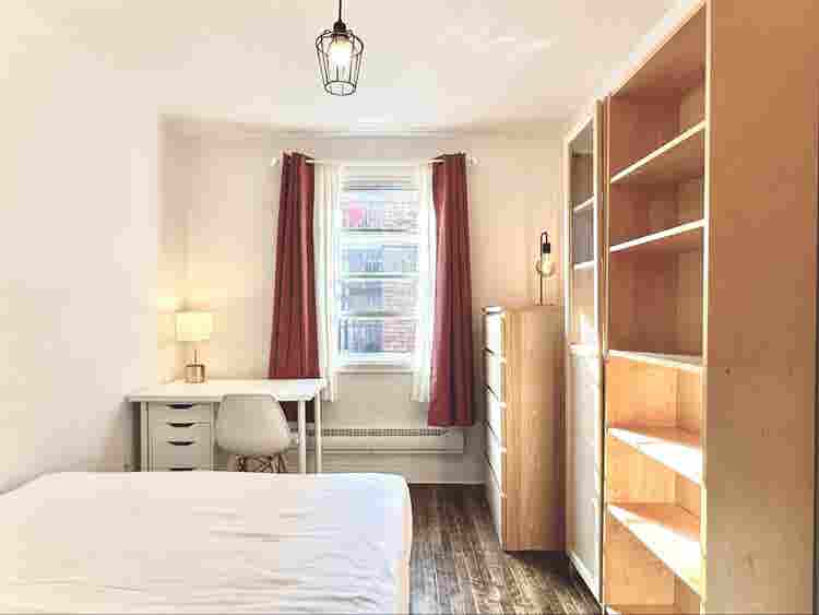 Furnished room (Crémazie metro)
