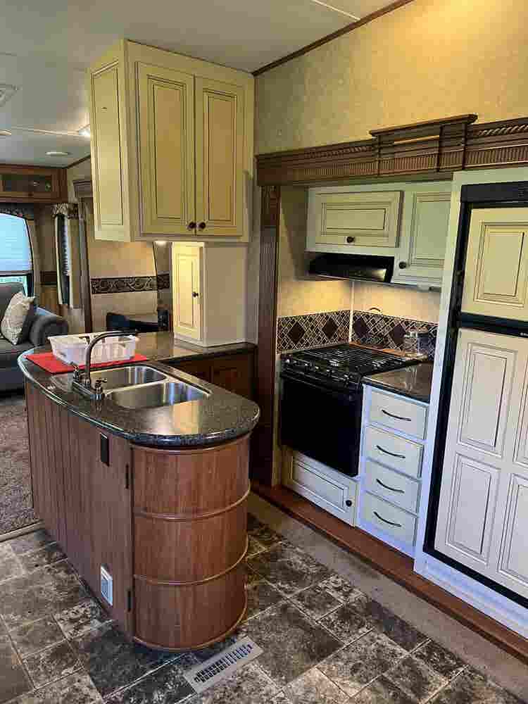 RV for rent on  acre property