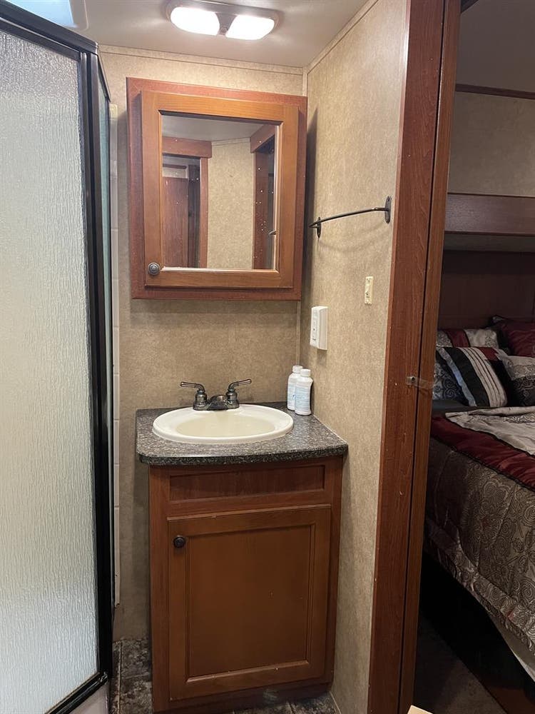 RV for rent on acre property