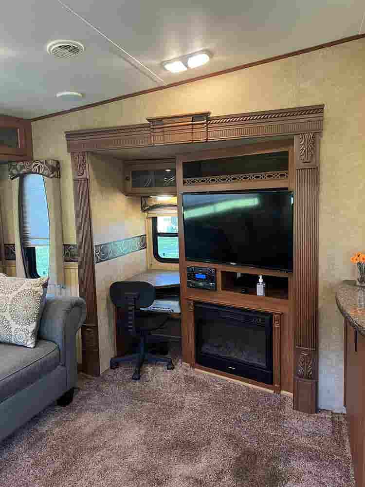 RV for rent on  acre property