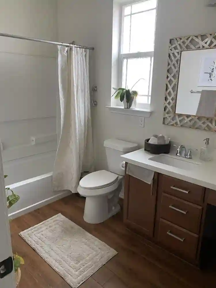 Nice comfy clean room !! Very cute!