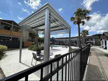 Sublease b Apartment