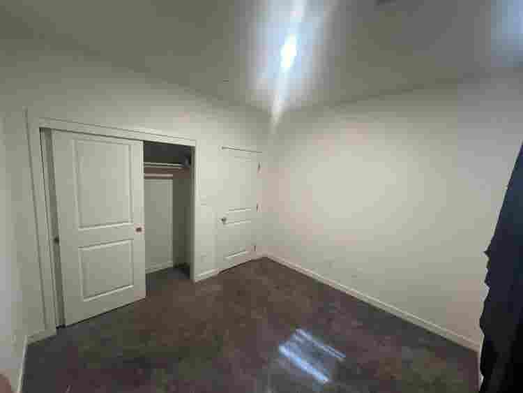Room for rent!