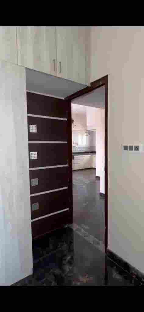 Need female flatmate