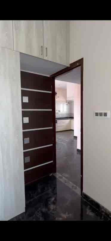 Need female flatmate