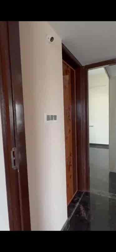 Need female flatmate