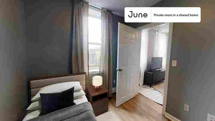 3 BR in Boston