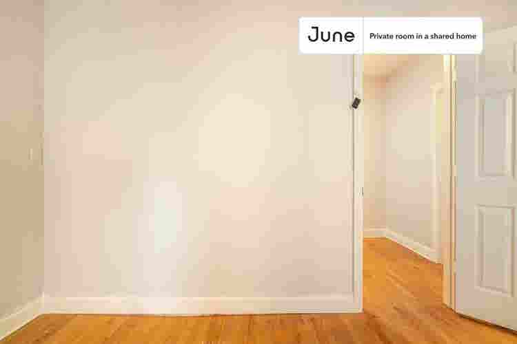 2 BR in New York City