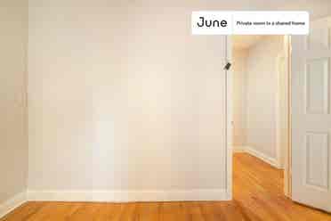 2 BR in New York City