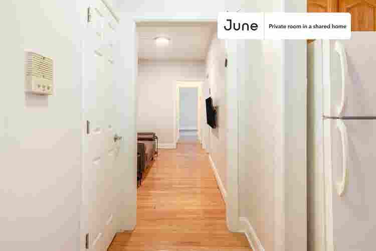2 BR in New York City