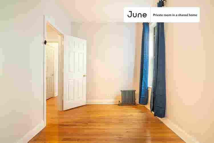 2 BR in New York City