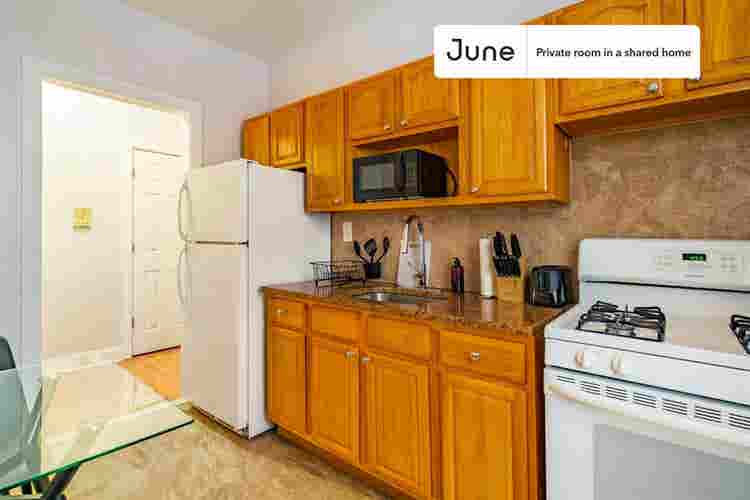 2 BR in New York City