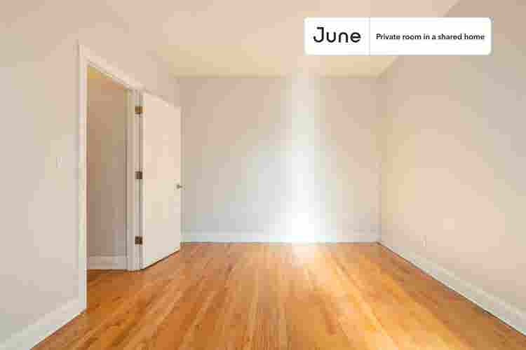 2 BR in New York City