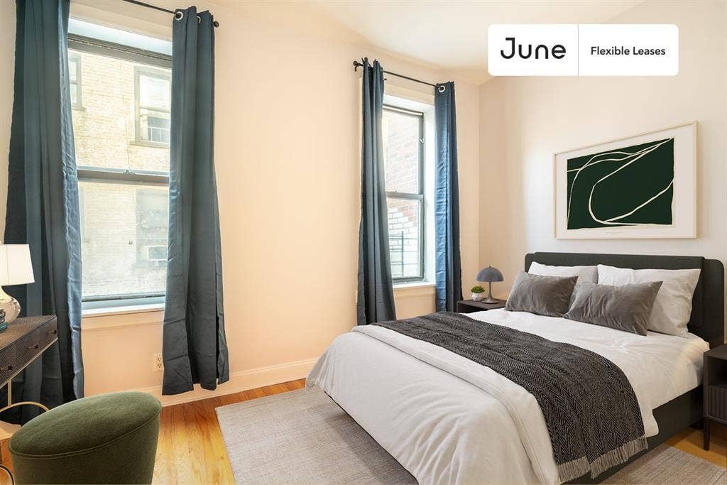 2 BR in New York City