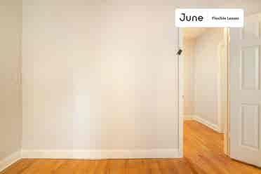 2 BR in New York City