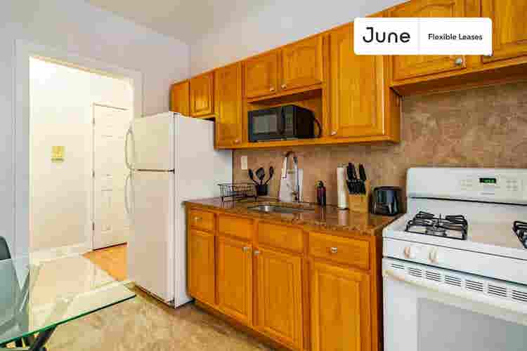 2 BR in New York City