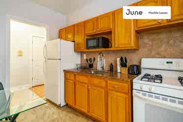 2 BR in New York City