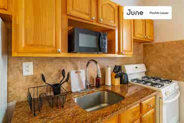 2 BR in New York City