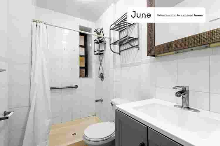 3 BR in New York City