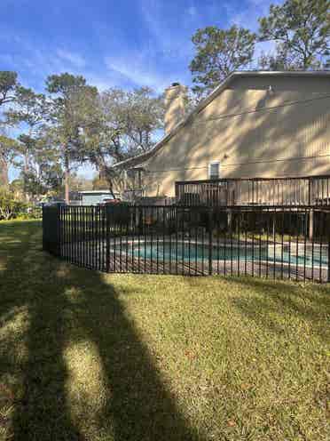 Room for rent - October 1