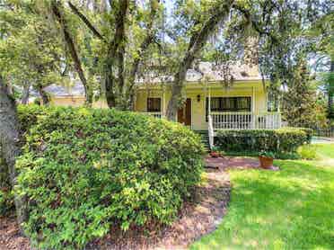 Room for rent - October 1