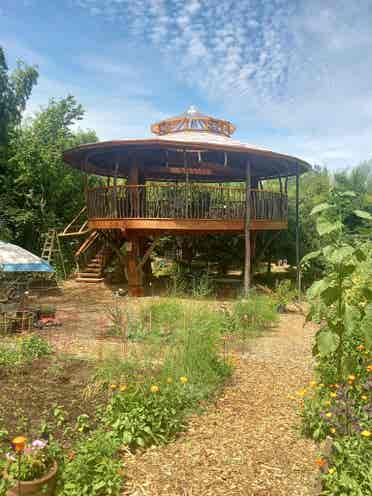 Solarpunk Household Wants You!