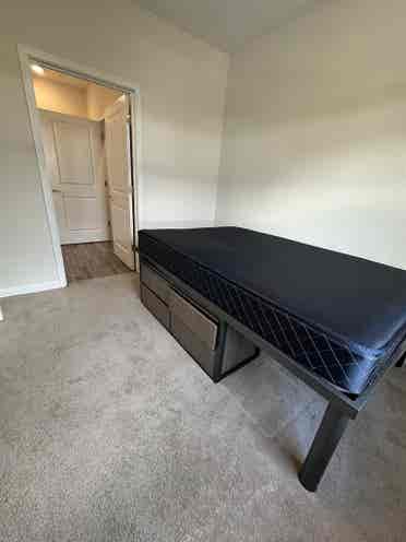 Stadium Enclave Room for rent
