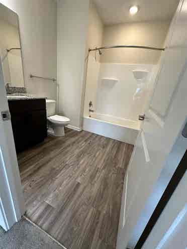 Stadium Enclave Room for rent