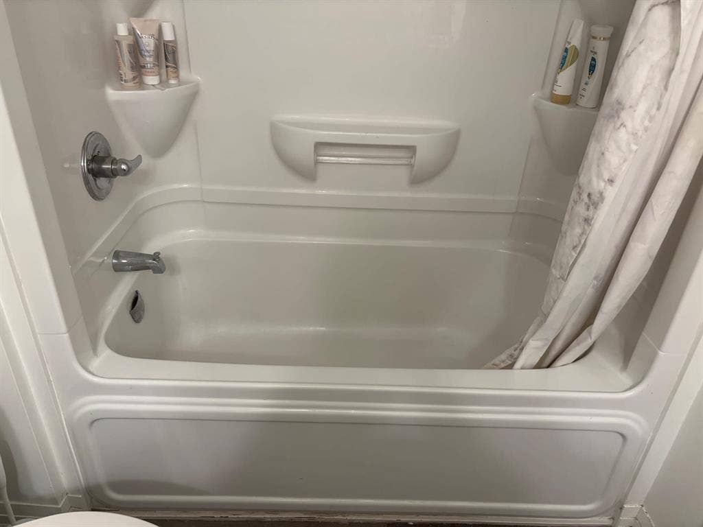 New bed 1 bath condo!