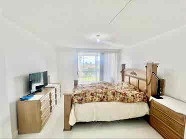 Roomie Wanted for Cozy, Happy Home