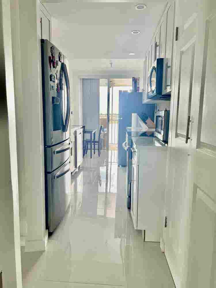 Roomie Wanted for Cozy, Happy Home