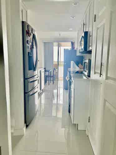 Roomie Wanted for Cozy, Happy Home