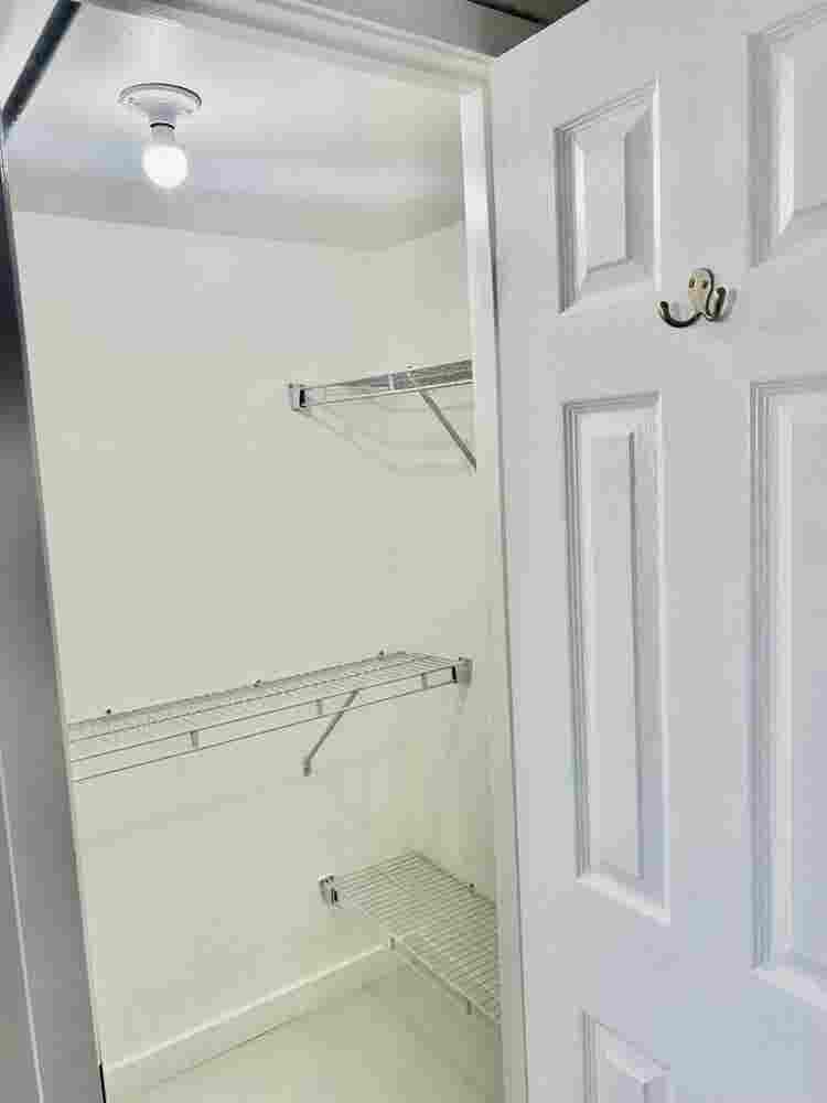 Roomie Wanted for Cozy, Happy Home