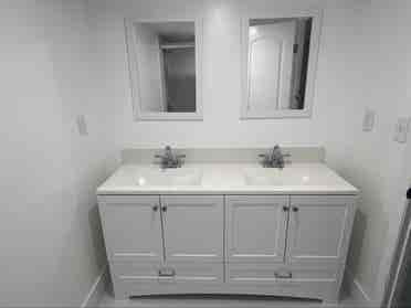Roomie Wanted for Cozy, Happy Home