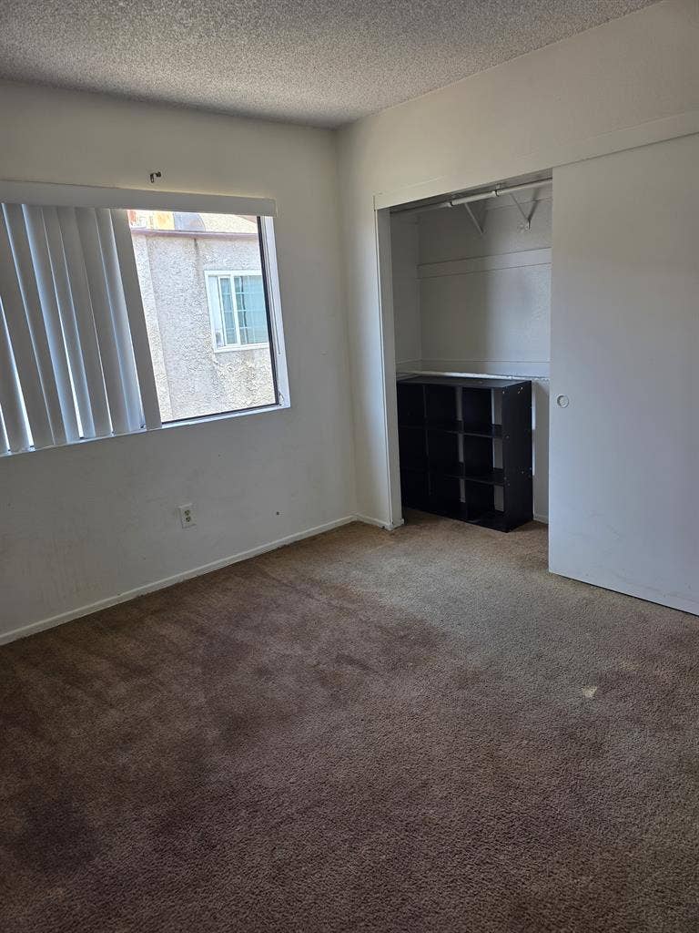 Private room for rent in Alhambra