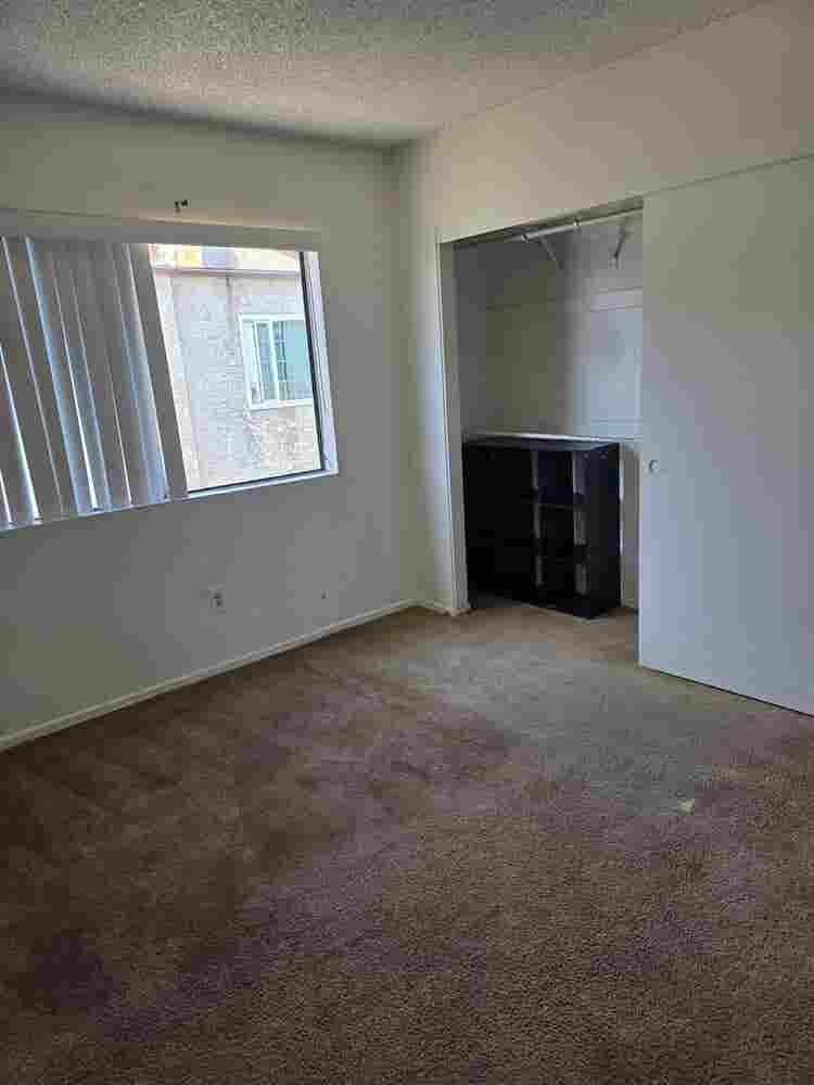 Private room for rent in Alhambra