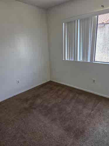 Private room for rent in Alhambra