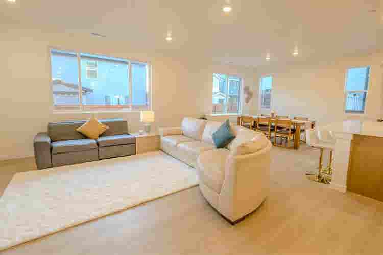 Heart of Covington Luxury Stay