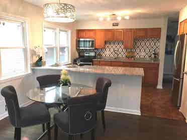 Spacious Room in Evanston