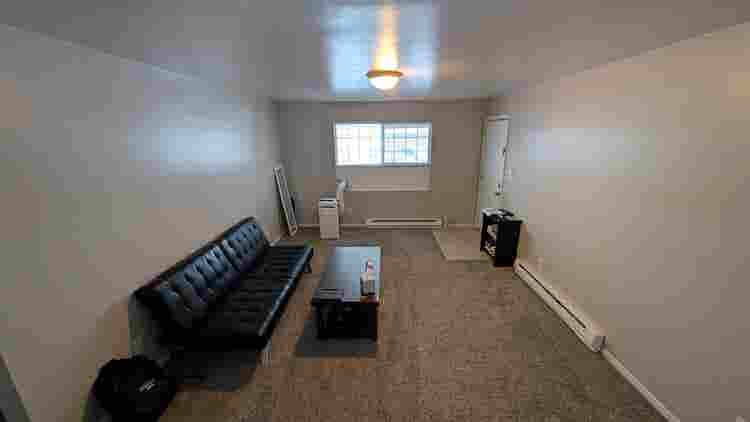 Looking for a Roommate