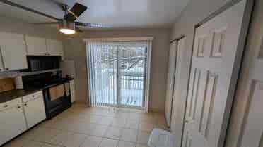 Looking for a Roommate