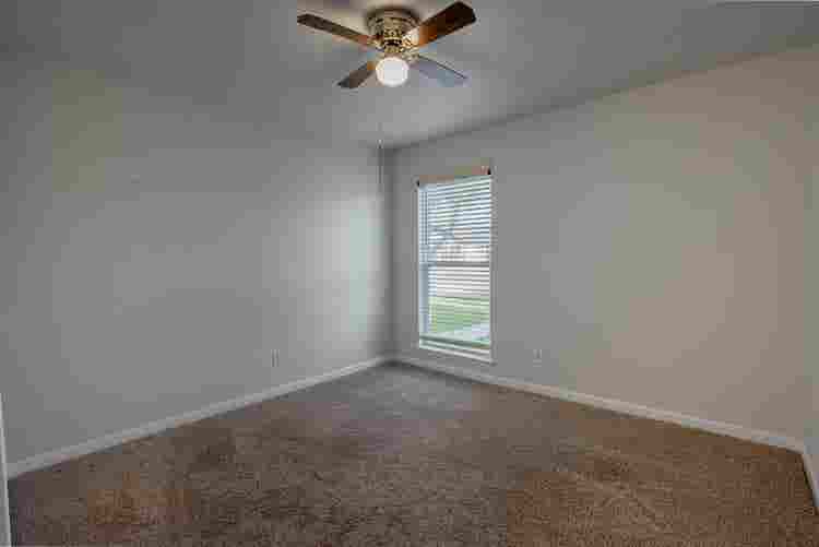 Room for Rent in The Colony!